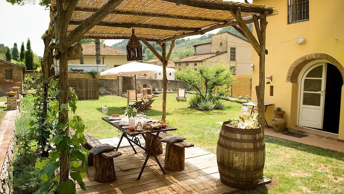 Rustico Dora Villa Camaiore